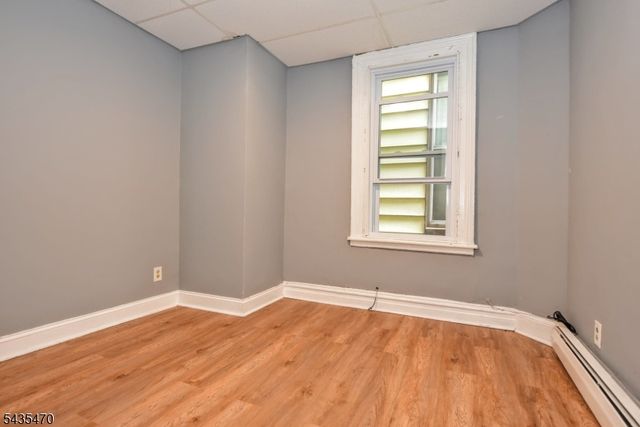 70 Newark Ave, Paterson City, NJ 07503