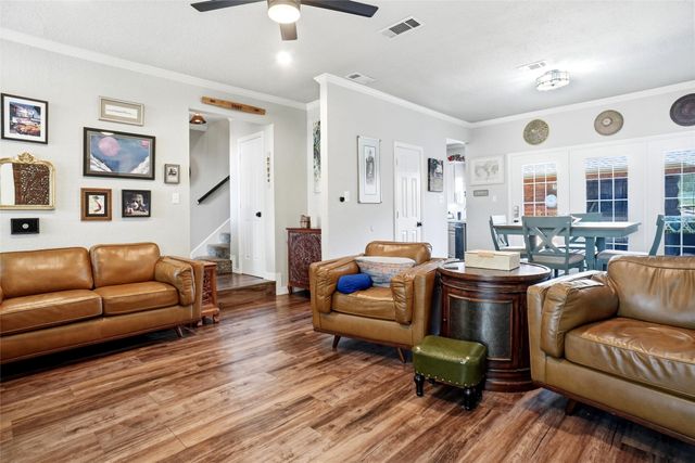 220 Cobblestone Row, Denton, TX 76207