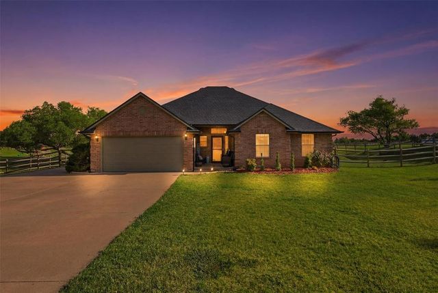6933 Springer Run, Edmond, OK 73012