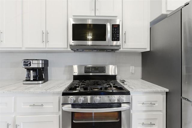 6933 Springer Run, Edmond, OK 73012