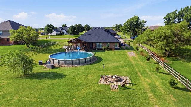 6933 Springer Run, Edmond, OK 73012