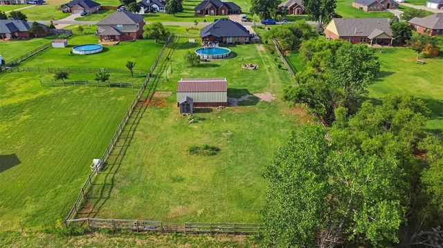 6933 Springer Run, Edmond, OK 73012