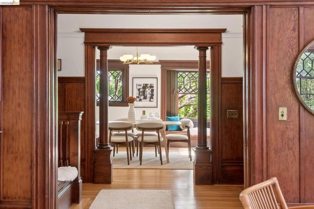 2121 Carleton St, Berkeley, CA 94704