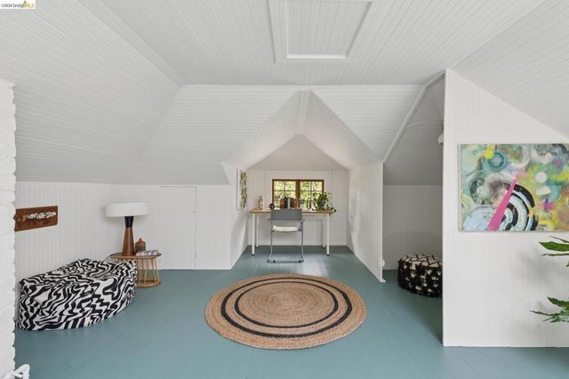 2121 Carleton St, Berkeley, CA 94704