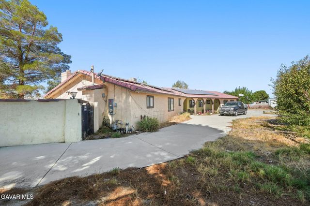 9555 E Avenue T14, Littlerock, CA 93543