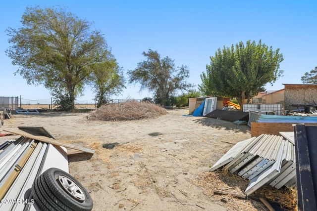 9555 E Avenue T14, Littlerock, CA 93543