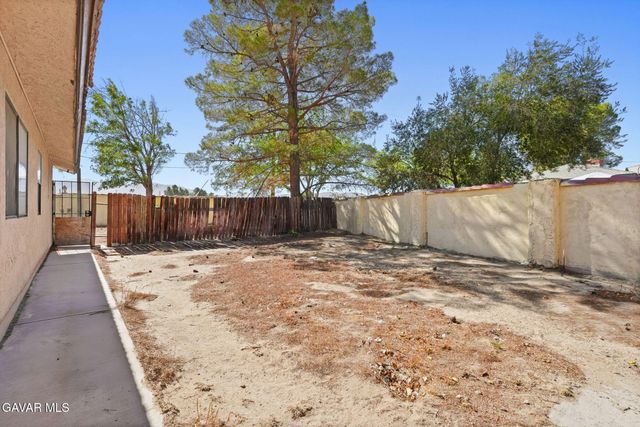 9555 E Avenue T14, Littlerock, CA 93543