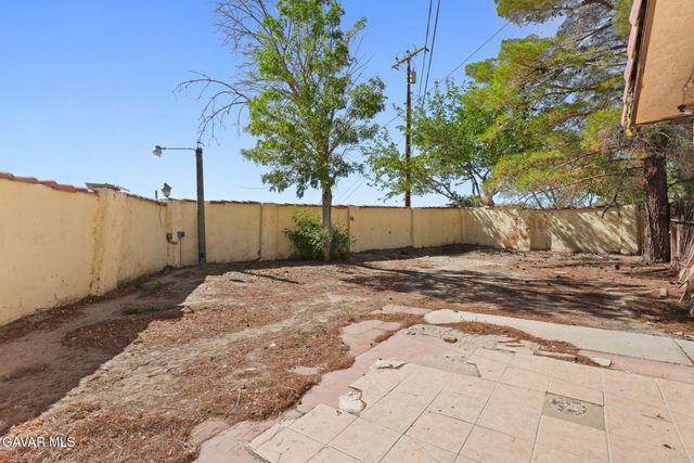 9555 E Avenue T14, Littlerock, CA 93543