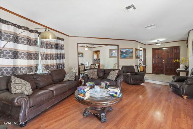 9555 E Avenue T14, Littlerock, CA 93543