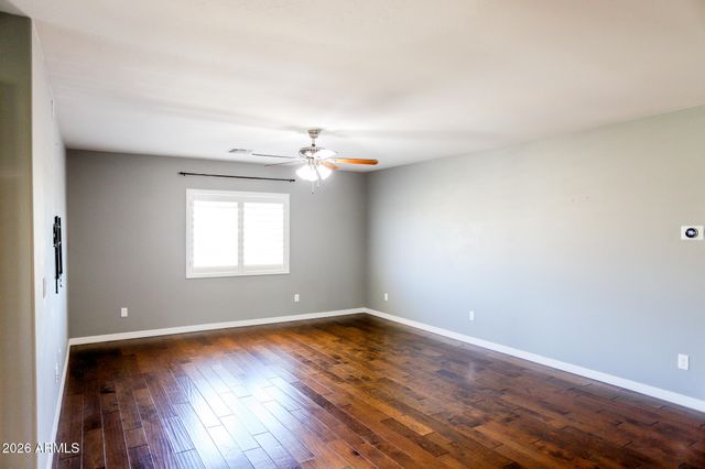 515 W MELODY Drive, Phoenix, AZ 85041