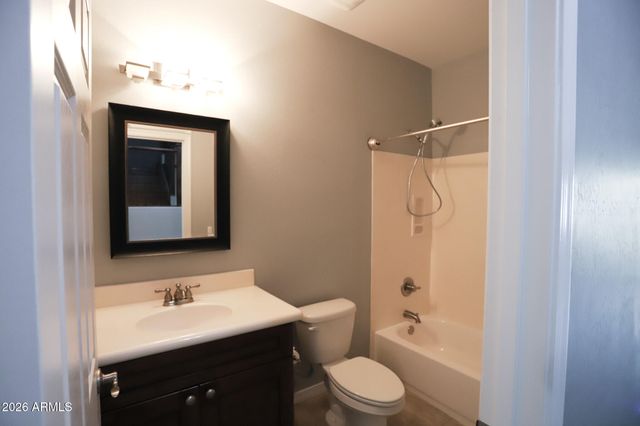 515 W MELODY Drive, Phoenix, AZ 85041