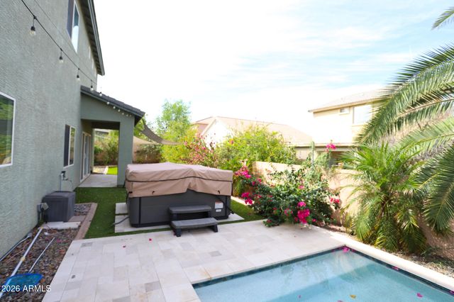 515 W MELODY Drive, Phoenix, AZ 85041