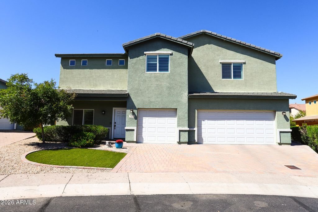 515 W MELODY Drive, Phoenix, AZ 85041 — exterior