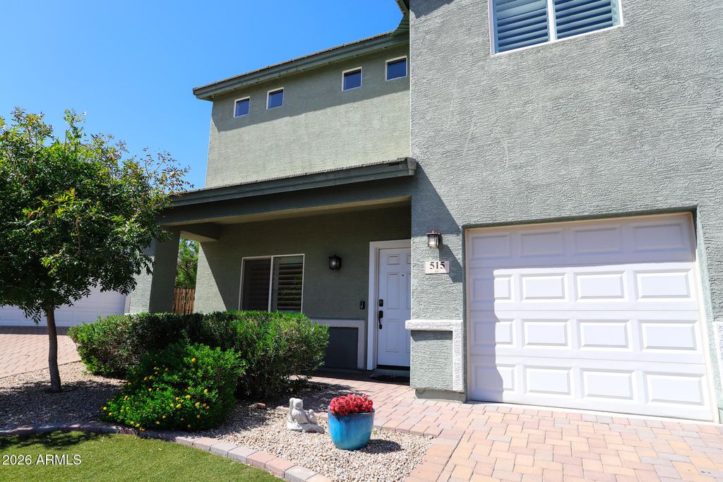 515 W MELODY Drive, Phoenix, AZ 85041 — photo 2