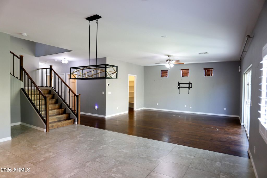 515 W MELODY Drive, Phoenix, AZ 85041 — photo 4