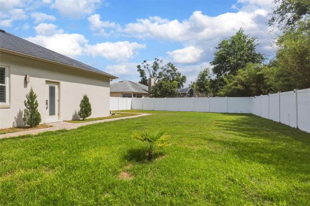 304 STILL FOREST TERRACE, Sanford, FL 32771