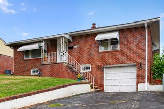 908 NEW HOPE ST #, Norristown, PA 19401