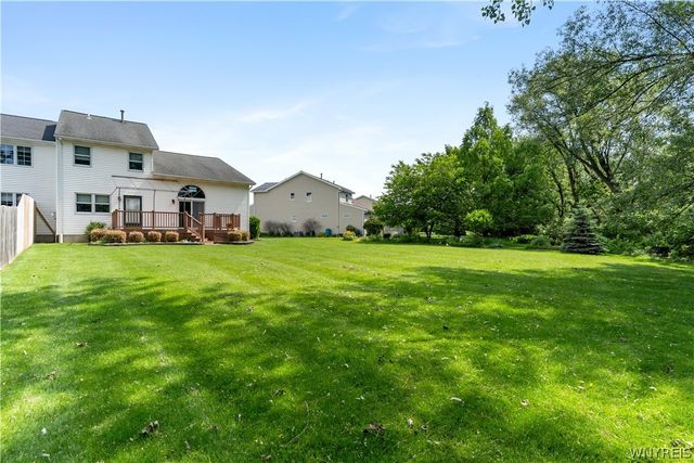 43 Eagle Terrace, Lancaster, NY 14043
