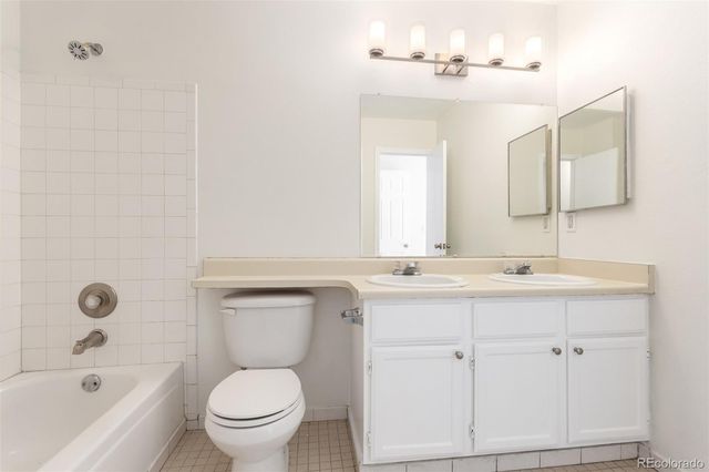 7476 E Arkansas Avenue 34-09, Denver, CO 80231