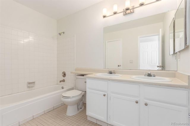 7476 E Arkansas Avenue 34-09, Denver, CO 80231