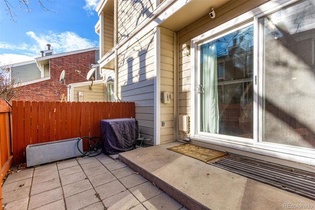 7476 E Arkansas Avenue 34-09, Denver, CO 80231