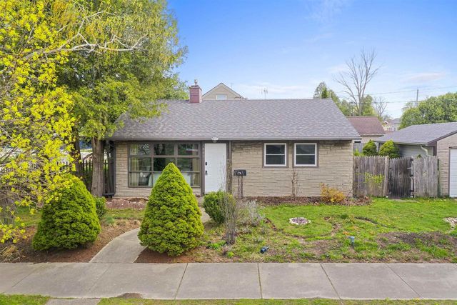 1803 ALEXANDER COURT, Sheboygan, WI 53081