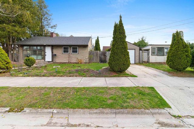 1803 ALEXANDER COURT, Sheboygan, WI 53081