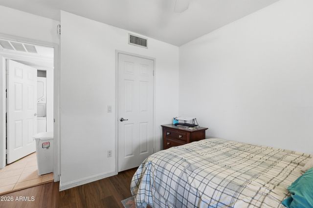 1720 E THUNDERBIRD Road 1040, Phoenix, AZ 85022