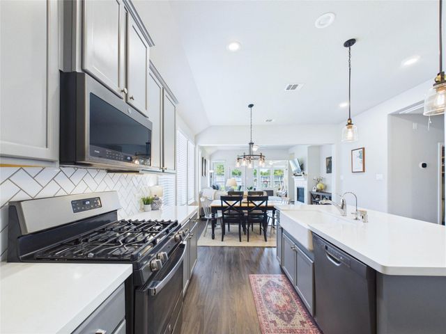 2509 Brooks River Lane, League City, TX 77573