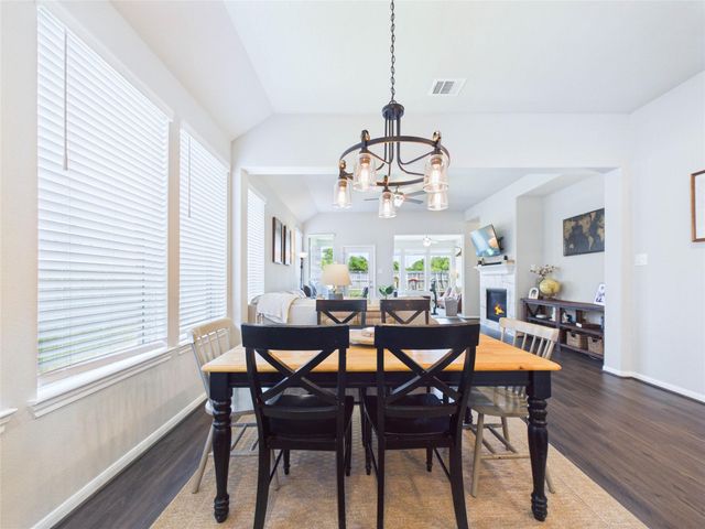 2509 Brooks River Lane, League City, TX 77573
