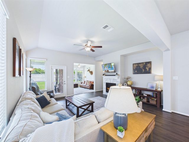 2509 Brooks River Lane, League City, TX 77573