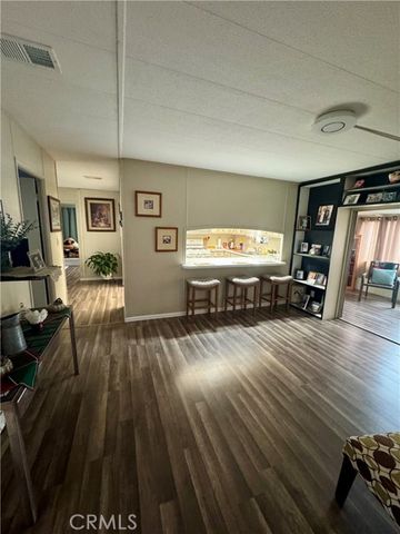 12700 Elliott Avenue 406, El Monte, CA 91732