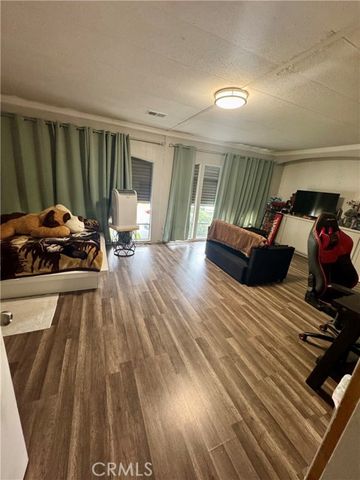 12700 Elliott Avenue 406, El Monte, CA 91732