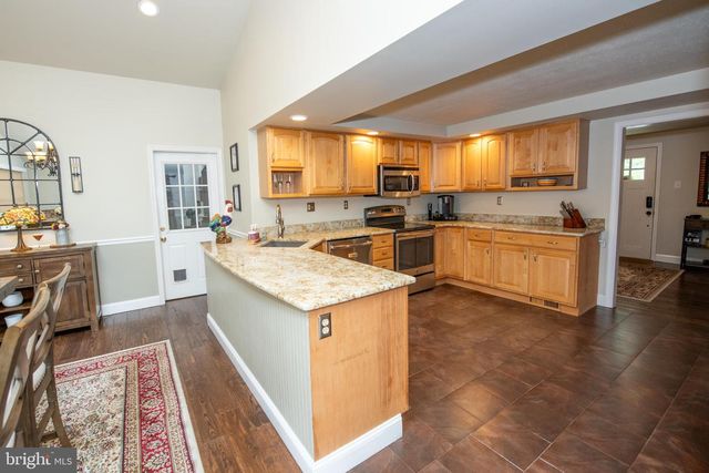 27 N MIDWAY AVE, Feasterville Trevose, PA 19053