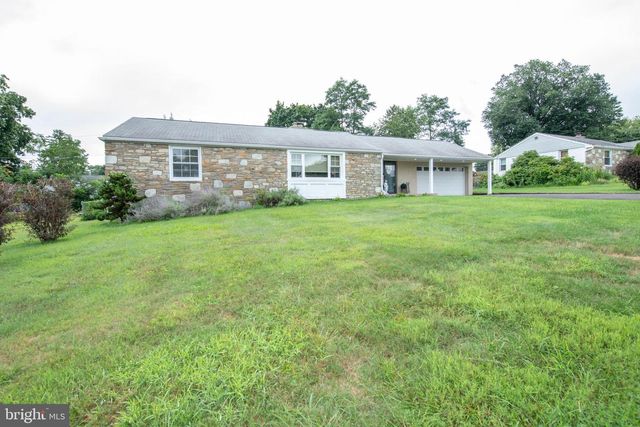 27 N MIDWAY AVE, Feasterville Trevose, PA 19053