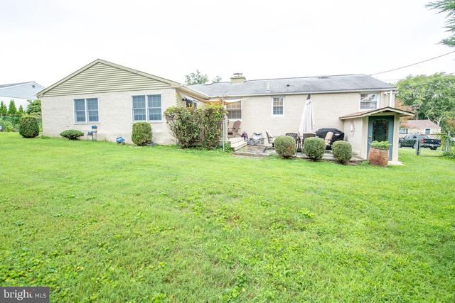 27 N MIDWAY AVE, Feasterville Trevose, PA 19053