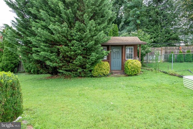 27 N MIDWAY AVE, Feasterville Trevose, PA 19053