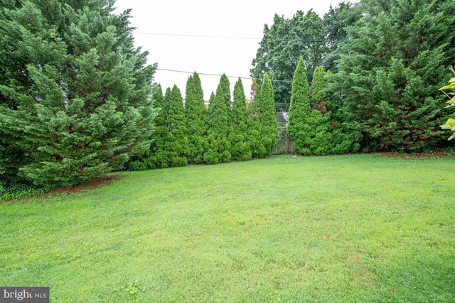 27 N MIDWAY AVE, Feasterville Trevose, PA 19053