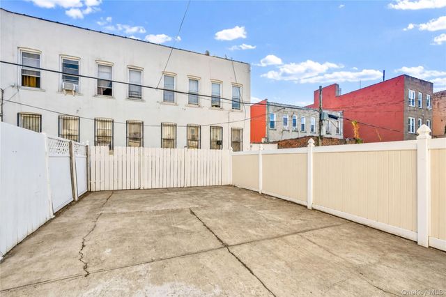 341 East 51 Street, Brooklyn, NY 11203