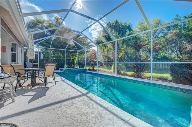 20865 Country Barn DR, Estero, FL 33928