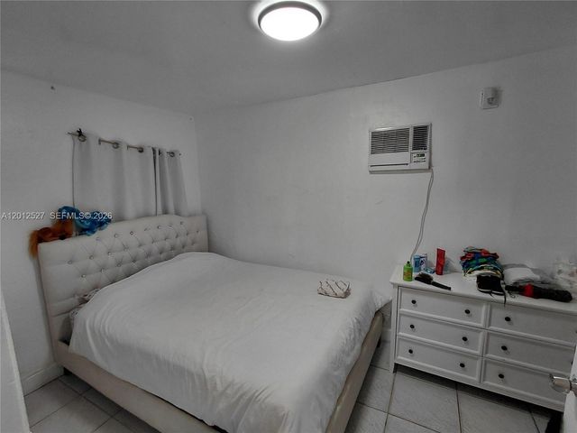 2140 NW 1st Terrace, Miami, FL 33125