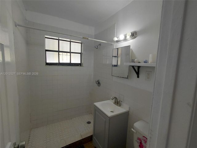 2140 NW 1st Terrace, Miami, FL 33125