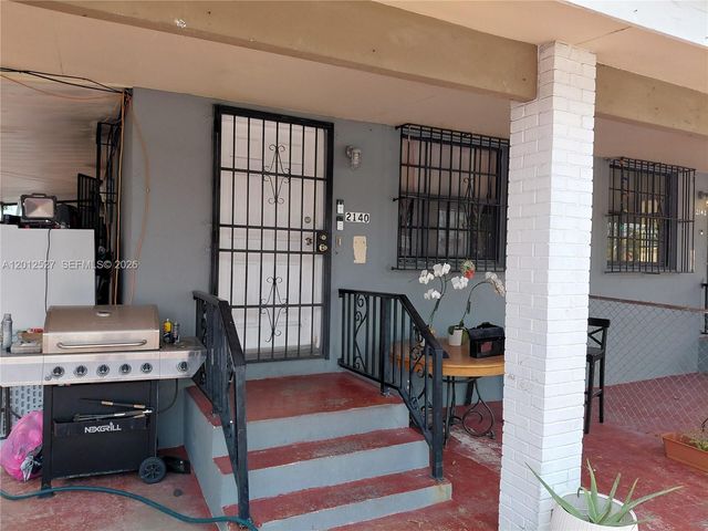 2140 NW 1st Terrace, Miami, FL 33125