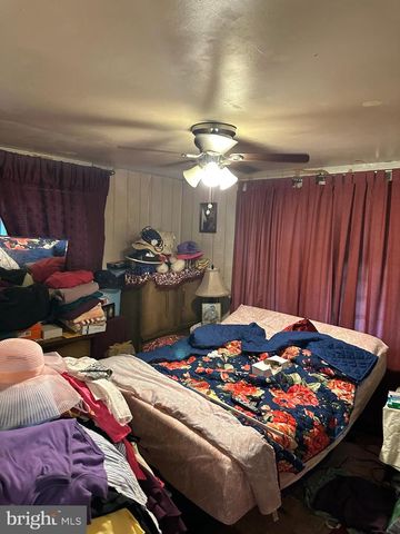 213 OLIVER AVE, Trenton, NJ 08618