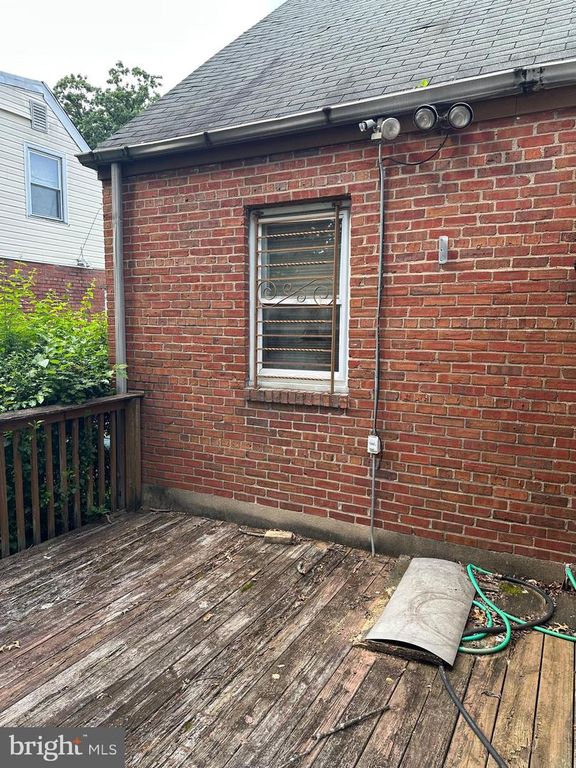 213 OLIVER AVE, Trenton, NJ 08618