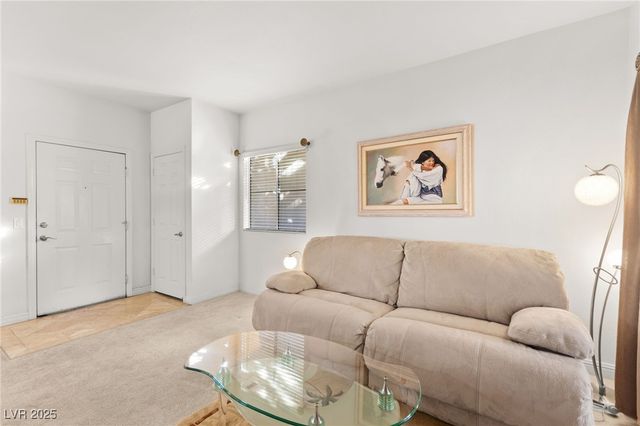 5250 South Rainbow Boulevard 1012, Las Vegas, NV 89118