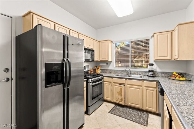 5250 South Rainbow Boulevard 1012, Las Vegas, NV 89118