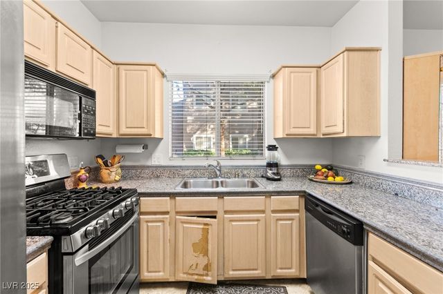 5250 South Rainbow Boulevard 1012, Las Vegas, NV 89118