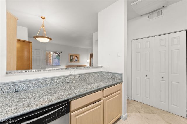 5250 South Rainbow Boulevard 1012, Las Vegas, NV 89118