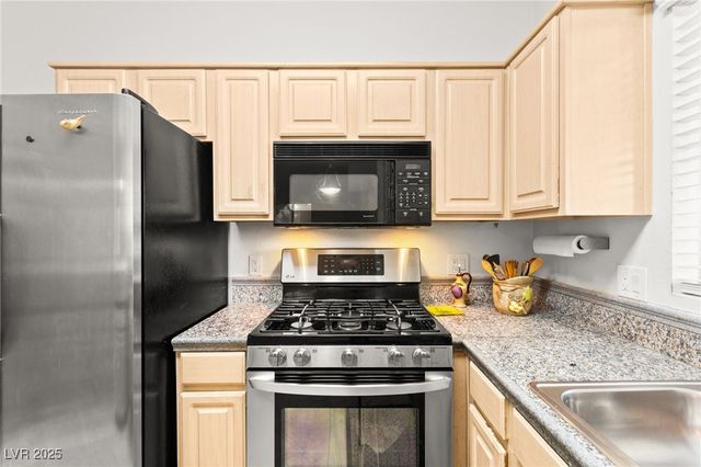 5250 South Rainbow Boulevard 1012, Las Vegas, NV 89118